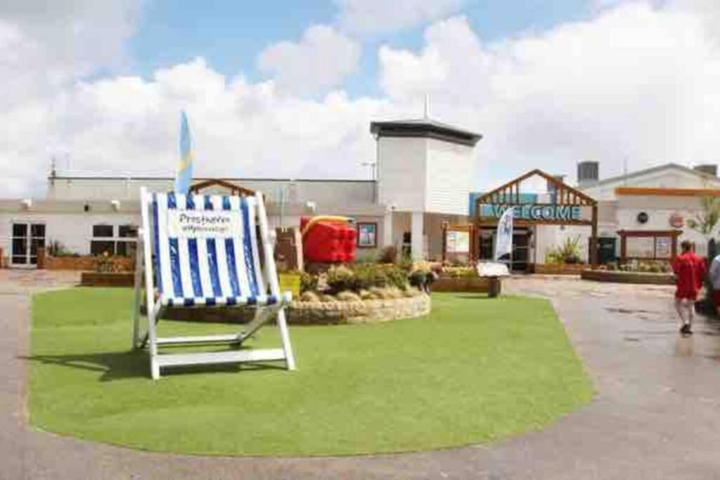 Ferienwohnung Presthaven Cozy Retreat Prestatyn Exterior foto