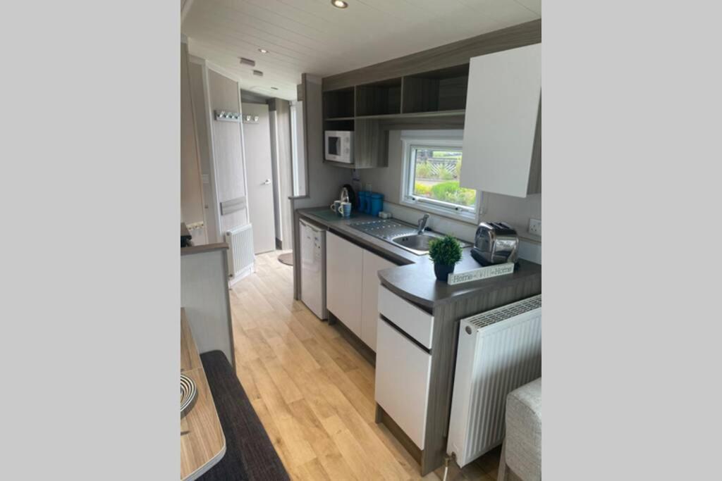 Ferienwohnung Presthaven Cozy Retreat Prestatyn Exterior foto